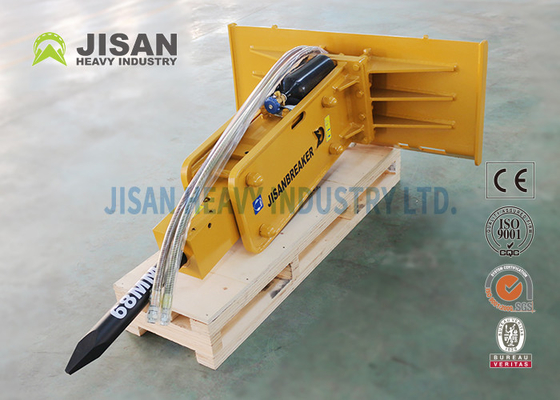 รถตักตีนตะขาบ Mulcher Rock Saw Sweeper Skid Steer Loader Hammer For Snow Blower