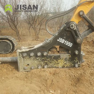 หัวเจาะกระแทกไฮดรอลิกพร้อมแรงดันใช้งาน 160-180 กก./ตร.ซม. อัตราการไหลของน้ำมัน 150-190 ลิตร/นาที และอัตราการกระแทก 350-500 ครั้งต่อนาที สำหรับรถขุด