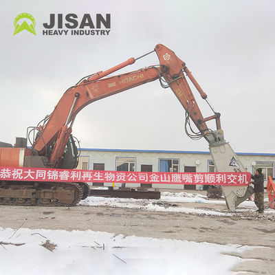 อุปกรณ์รื้อถอน Sk460 Excavator ไฮดรอลิกเฉือนเพื่อตัดเหล็กเหล็ก